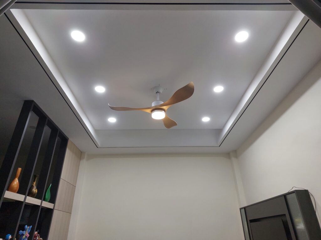 Quạt Trần QViFa