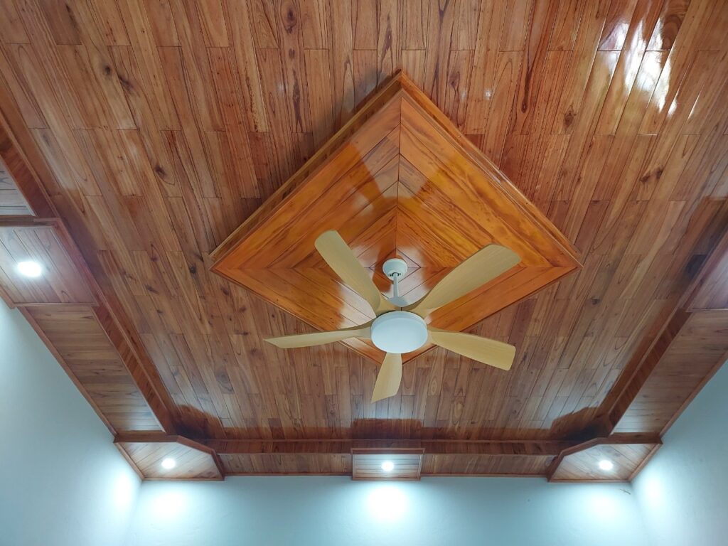 Quạt Trần QViFa