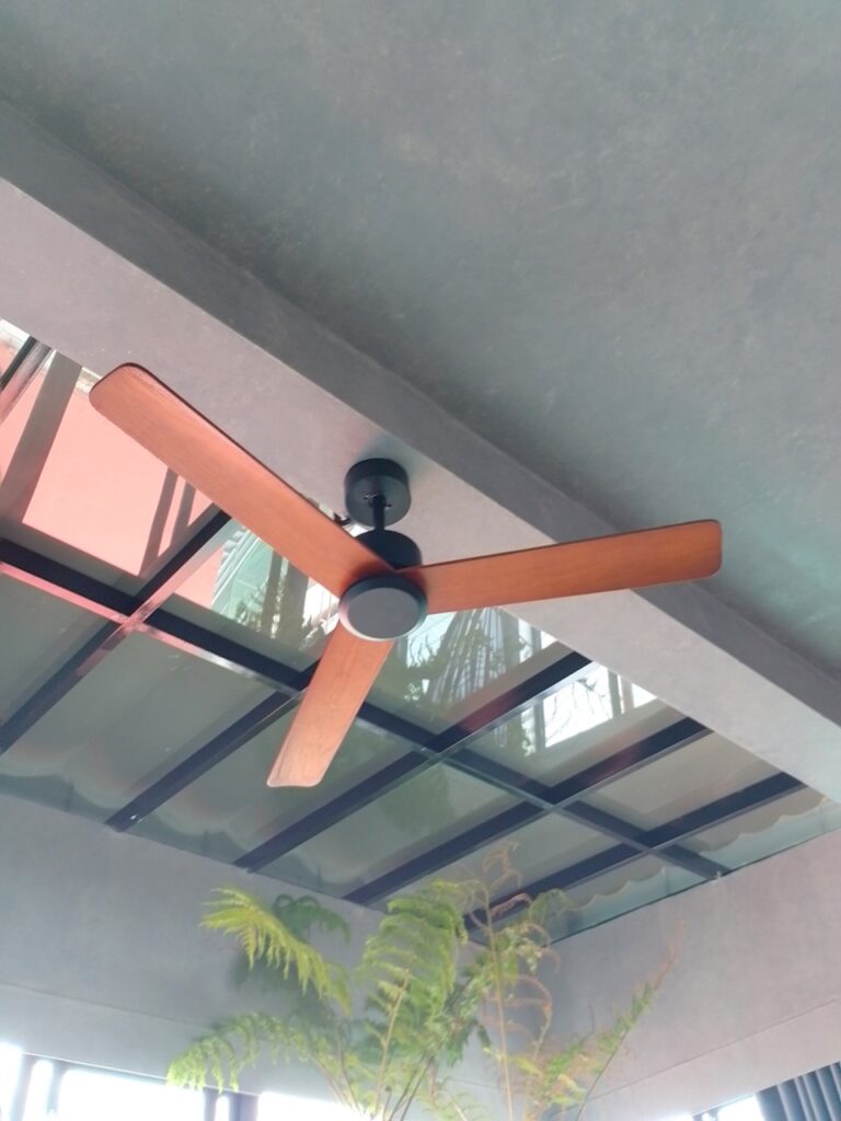 Quạt Trần QViFa