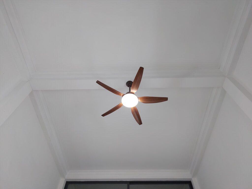 Quạt Trần QViFa
