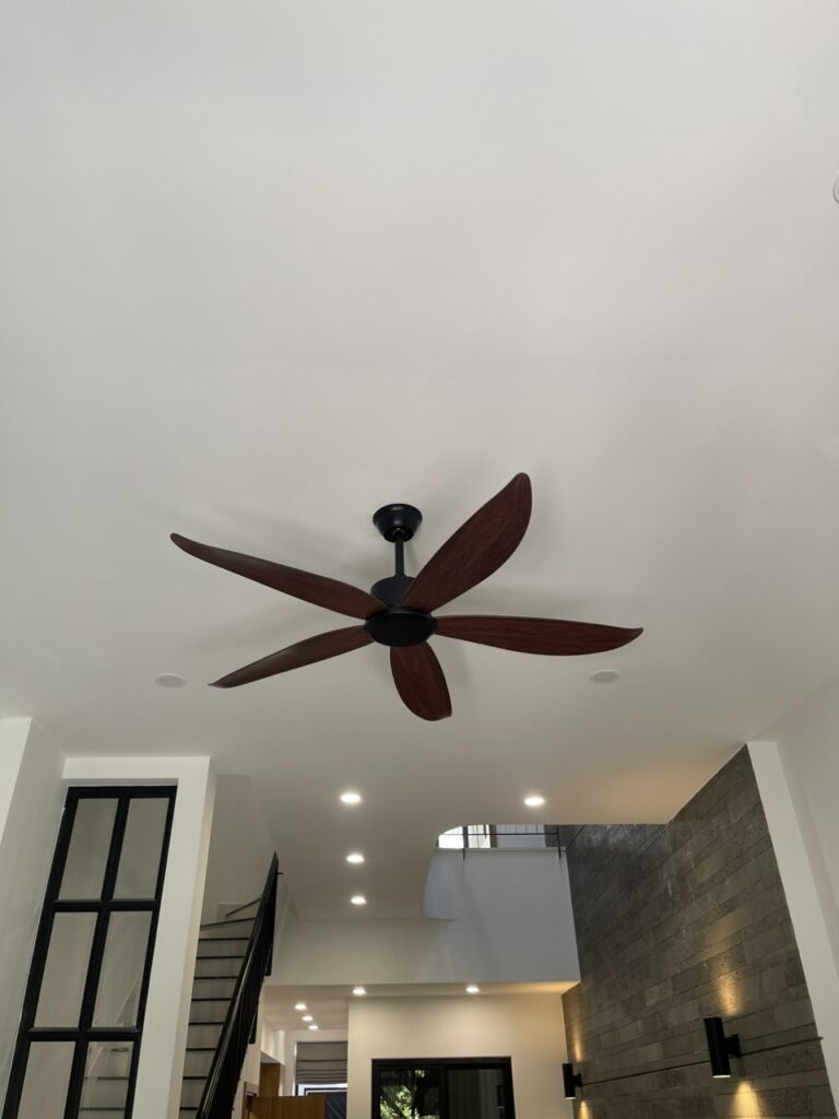 Quạt Trần QViFa