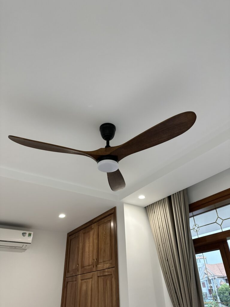 Quạt Trần QViFa